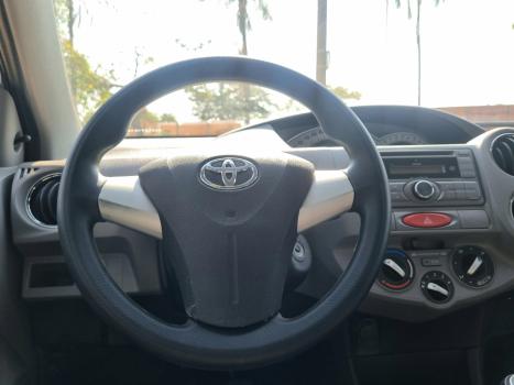 TOYOTA Etios Hatch 1.5 16V 4P FLEX XLS, Foto 6