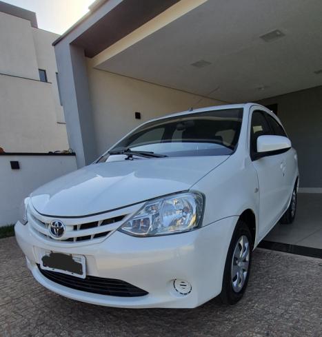 TOYOTA Etios Hatch 1.5 16V 4P FLEX XS, Foto 1