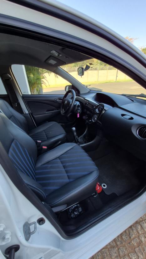 TOYOTA Etios Hatch 1.5 16V 4P FLEX XS, Foto 7