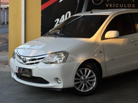 TOYOTA Etios Hatch 1.5 16V 4P FLEX XS, Foto 2