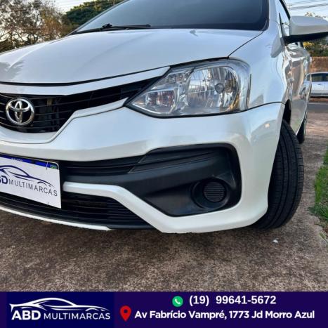 TOYOTA Etios Hatch 1.3 16V 4P FLEX X, Foto 4