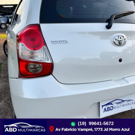 TOYOTA Etios Hatch 1.3 16V 4P FLEX X, Foto 6