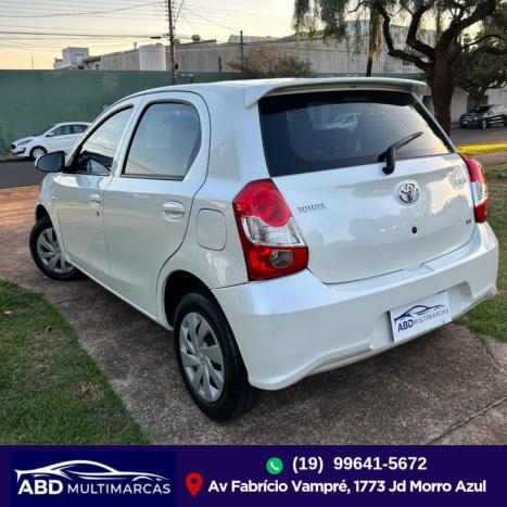 TOYOTA Etios Hatch 1.3 16V 4P FLEX X, Foto 7