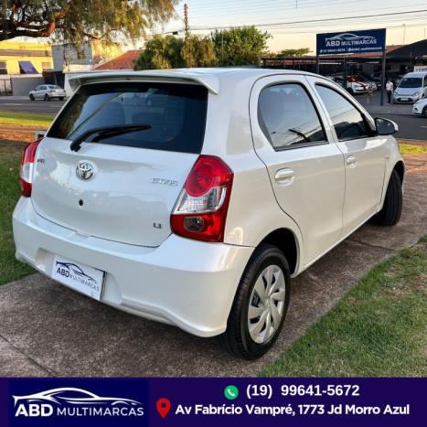 TOYOTA Etios Hatch 1.3 16V 4P FLEX X, Foto 8