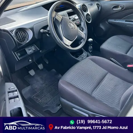TOYOTA Etios Hatch 1.3 16V 4P FLEX X, Foto 10