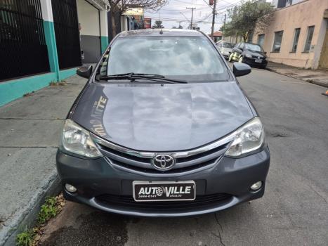 TOYOTA Etios Hatch 1.5 16V 4P FLEX XLS, Foto 3