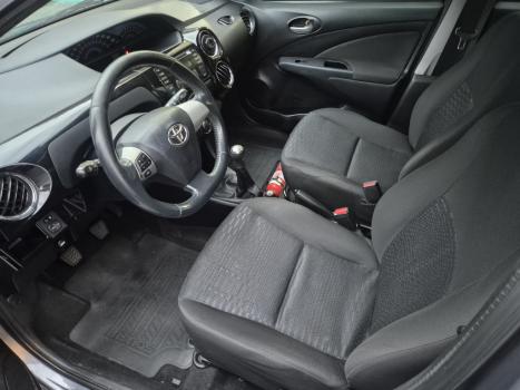 TOYOTA Etios Hatch 1.5 16V 4P FLEX XLS, Foto 9