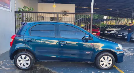 TOYOTA Etios Hatch 1.5 16V 4P FLEX XS, Foto 3