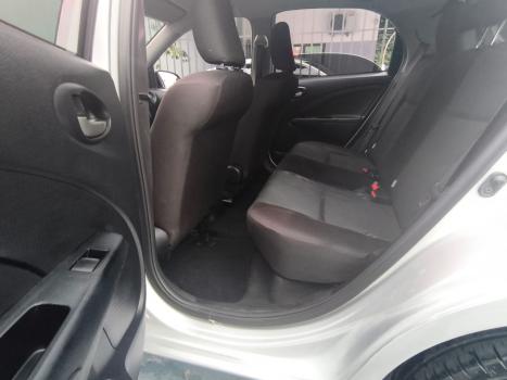 TOYOTA Etios Hatch 1.3 16V 4P FLEX X AUTOMÁTICO, Foto 8