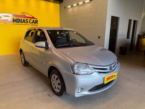 TOYOTA Etios Hatch 1.5 16V 4P FLEX XS, Foto 2