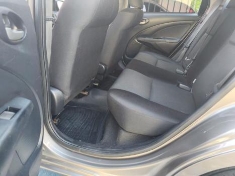 TOYOTA Etios Hatch 1.3 16V 4P FLEX X AUTOMÁTICO, Foto 7