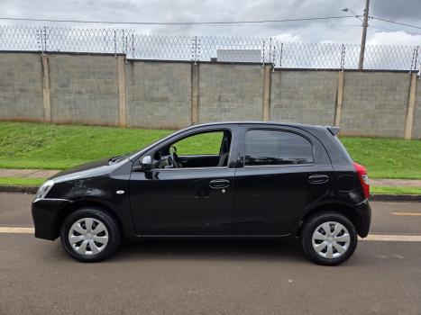 TOYOTA Etios Hatch 1.3 16V 4P FLEX X, Foto 7