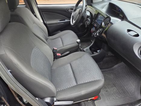 TOYOTA Etios Hatch 1.3 16V 4P FLEX X, Foto 10