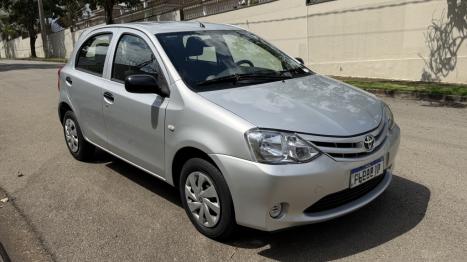 TOYOTA Etios Hatch 1.3 16V 4P FLEX X, Foto 3