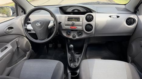 TOYOTA Etios Hatch 1.3 16V 4P FLEX X, Foto 7