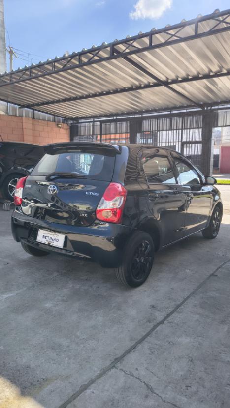 TOYOTA Etios Hatch 1.3 16V 4P FLEX X, Foto 9