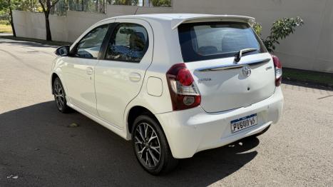 TOYOTA Etios Hatch 1.5 16V 4P FLEX PLATINUM AUTOMÁTICO, Foto 9