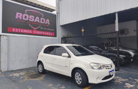 TOYOTA Etios Hatch 1.3 16V 4P FLEX XS, Foto 1