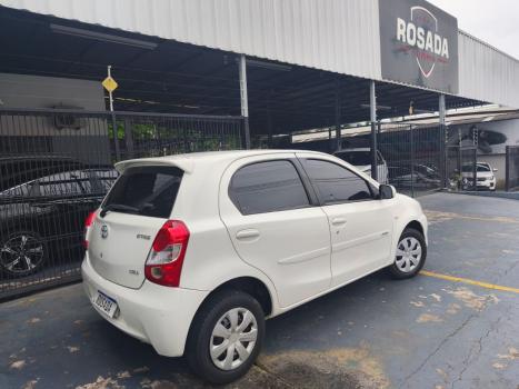 TOYOTA Etios Hatch 1.3 16V 4P FLEX XS, Foto 3