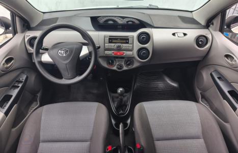 TOYOTA Etios Hatch 1.3 16V 4P FLEX XS, Foto 5