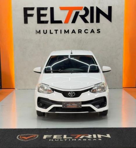 TOYOTA Etios Hatch 1.3 16V 4P FLEX X, Foto 2