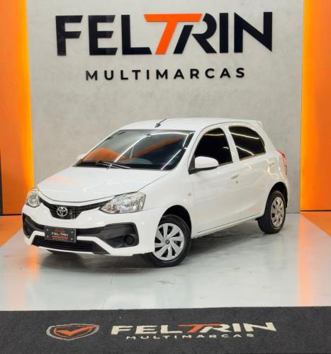 TOYOTA Etios Hatch 1.3 16V 4P FLEX X, Foto 3