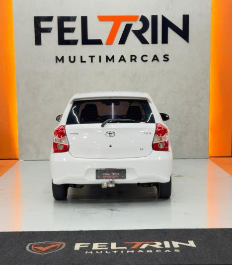 TOYOTA Etios Hatch 1.3 16V 4P FLEX X, Foto 5