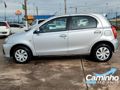TOYOTA Etios Hatch 1.5 16V 4P FLEX XS AUTOMÁTICO, Foto 8