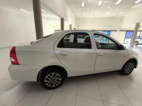 TOYOTA Etios Sedan 1.5 16V 4P FLEX X, Foto 17