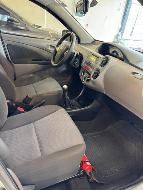 TOYOTA Etios Sedan 1.5 16V 4P FLEX XLS, Foto 9
