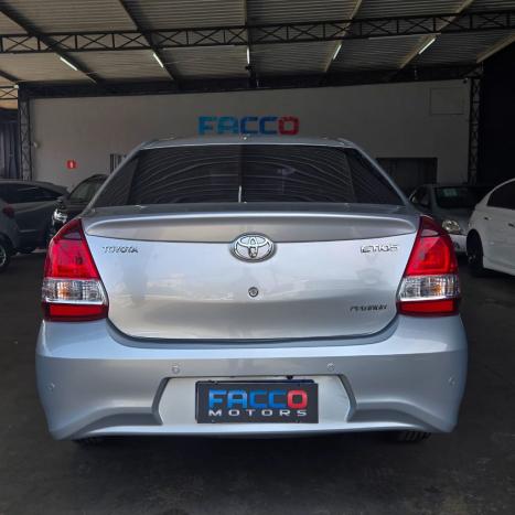 TOYOTA Etios Sedan 1.5 16V 4P FLEX PLATINUM AUTOMTICO, Foto 6