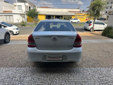 TOYOTA Etios Sedan 1.5 16V 4P FLEX XS AUTOMTICO, Foto 4