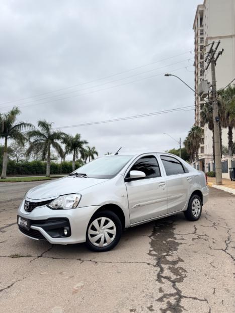 TOYOTA Etios Sedan 1.5 16V 4P FLEX X AUTOMTICO, Foto 1
