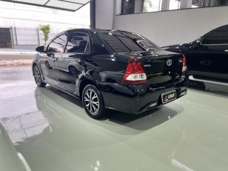 TOYOTA Etios Sedan 1.5 16V 4P FLEX PLATINUM AUTOM�TICO, Foto 4
