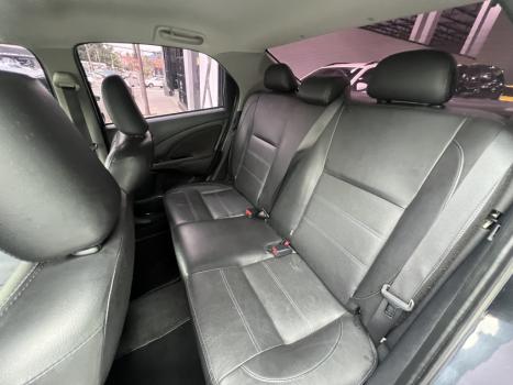 TOYOTA Etios Sedan 1.5 16V 4P FLEX PLATINUM AUTOM�TICO, Foto 9