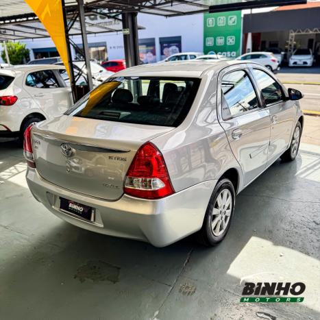 TOYOTA Etios Sedan 1.5 16V 4P FLEX XLS AUTOM�TICO, Foto 17