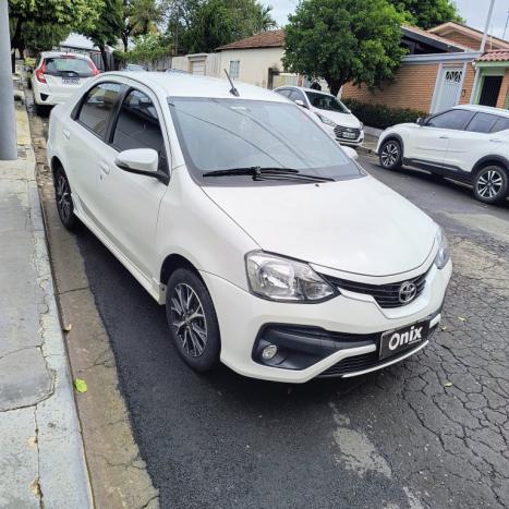 TOYOTA Etios Sedan 1.5 16V 4P FLEX PLATINUM AUTOM�TICO, Foto 3