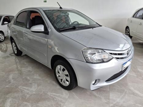 TOYOTA Etios Sedan 1.5 16V 4P FLEX XS AUTOM�TICO, Foto 2