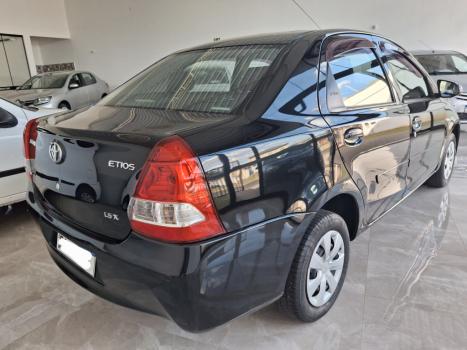 TOYOTA Etios Sedan 1.5 16V 4P FLEX X, Foto 3