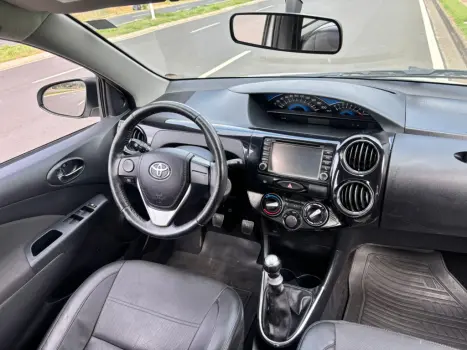TOYOTA Etios Sedan 1.5 16V 4P FLEX PLATINUM, Foto 6