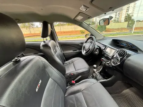TOYOTA Etios Sedan 1.5 16V 4P FLEX PLATINUM, Foto 7