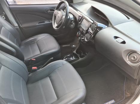 TOYOTA Etios Sedan 1.5 16V 4P FLEX PLATINUM AUTOM�TICO, Foto 10
