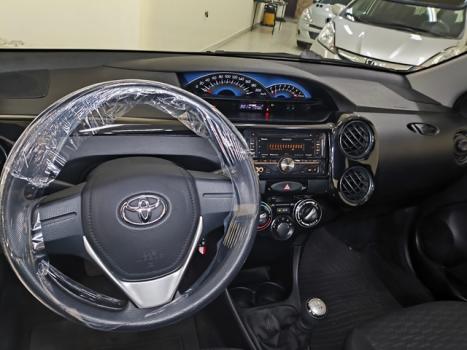 TOYOTA Etios Sedan 1.5 16V 4P FLEX X, Foto 22