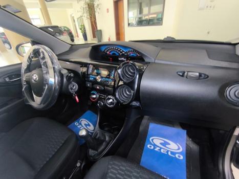 TOYOTA Etios Sedan 1.5 16V 4P FLEX X, Foto 24