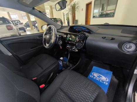 TOYOTA Etios Sedan 1.5 16V 4P FLEX X, Foto 29