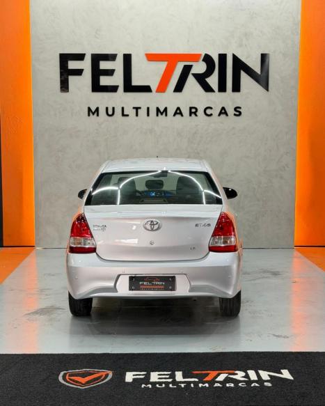 TOYOTA Etios Sedan 1.5 16V 4P FLEX X PLUS AUTOM�TICO, Foto 5
