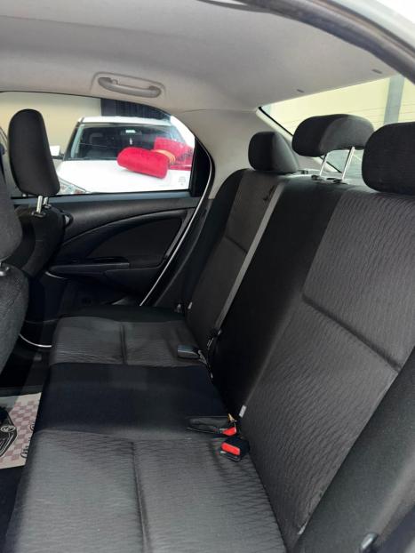 TOYOTA Etios Sedan 1.5 16V 4P FLEX X PLUS AUTOM�TICO, Foto 10