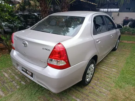 TOYOTA Etios Sedan 1.5 16V 4P FLEX XS, Foto 9