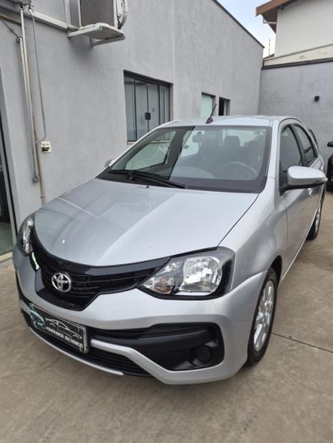 TOYOTA Etios Sedan 1.5 16V 4P FLEX X PLUS AUTOM�TICO, Foto 2