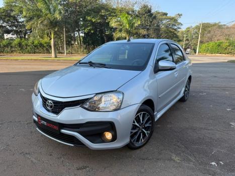 TOYOTA Etios Sedan 1.5 16V 4P FLEX PLATINUM AUTOM�TICO, Foto 2